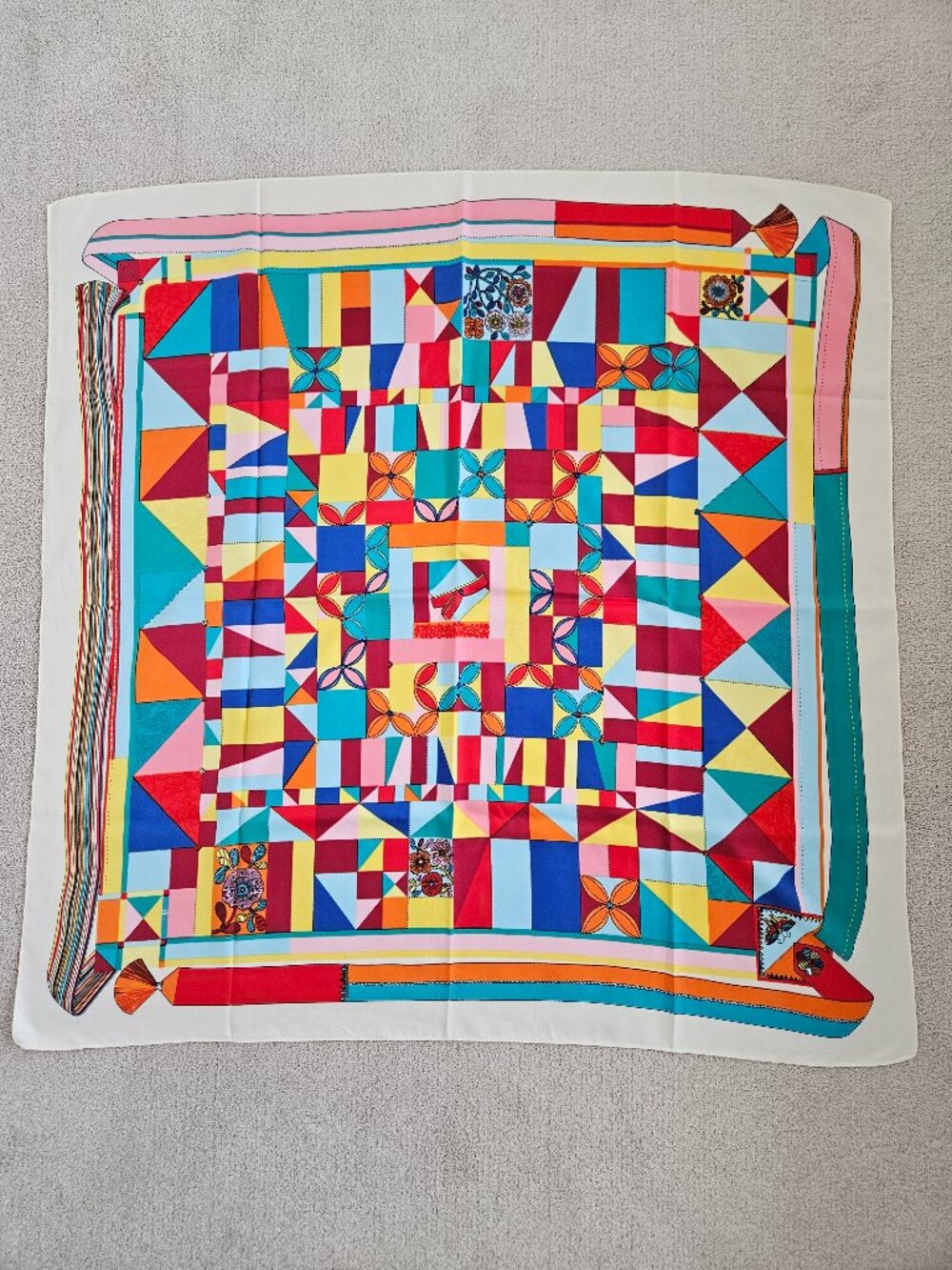 Patterned silk square scarf 90cms